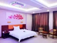 OrangeriePremium Hotel (Dalian Changxing Island Santang Commercial Street) - Parkplatz