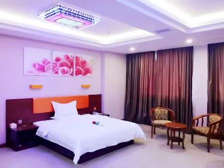 OrangeriePremium Hotel (Dalian Changxing Island Santang Commercial Street) Отели рядом с достопримечательностью «Hengshan Ancient College»