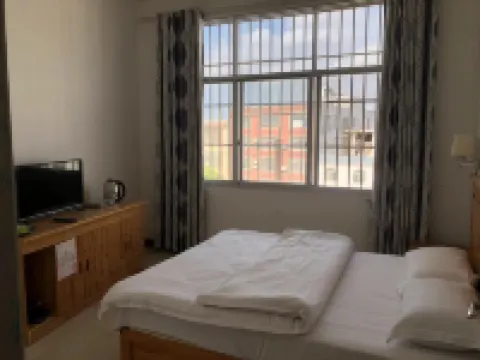 Guangnan Dongyi Hotel