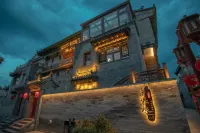 Lao Chenggen Courtyard Homestay (Daiwangfu Store in Datong Ancient City)