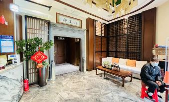 Tangquan Business Hotel Qingwatai
