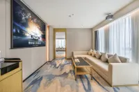 EASTERN GLORIA PLAZA HOTEL