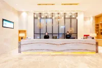 Atour Hotel (In People′s Square Of  Maoming High-speed Railway Station) - Boutique