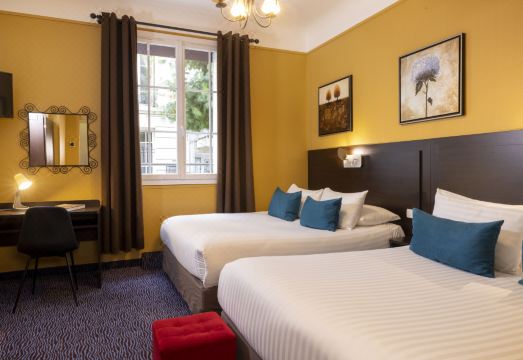 4. 호텔 샤티용 파..