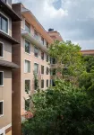 Hotel Thrive, A Tropical Courtyard