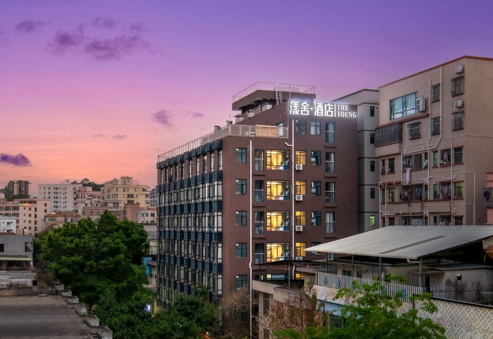 hotel overview picture