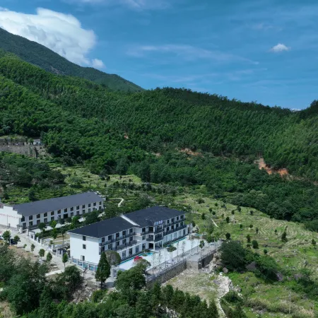 Pingjiang Fushou Mountain Baiyun Mountain Villa