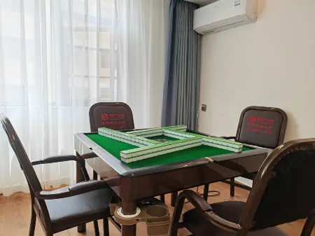 Luquan Midsummer Mingdu Hotel