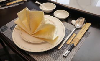 Fengshan Fenghuang International Grand Hotel