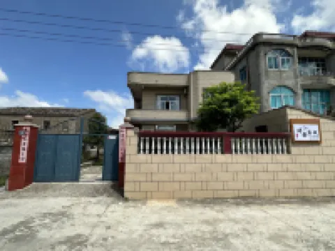 Safe and sound houtel