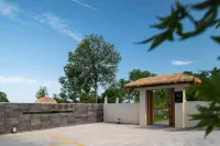 Yingshan Courtyard B&B Các khách sạn gần Qijiang Sports Center