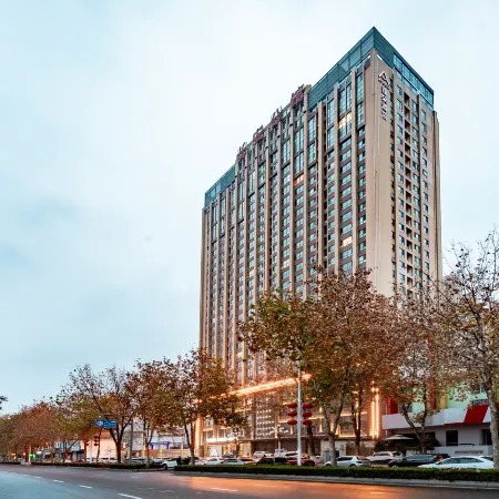 Nanyang Wuyue Plaza Zhongjing Avenue Atour Hotel