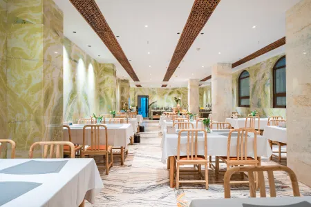 Oukai Impression Hotel (Nanyang Jiangying Airport Binhe Avenue Branch) Отели рядом с достопримечательностью «Zhang Zhongjing Memorial Temple»