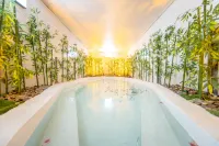 Kailong Hot Spring Hotel - Hot Tub
