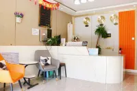 Helan Hongyuan Apartment Hotel