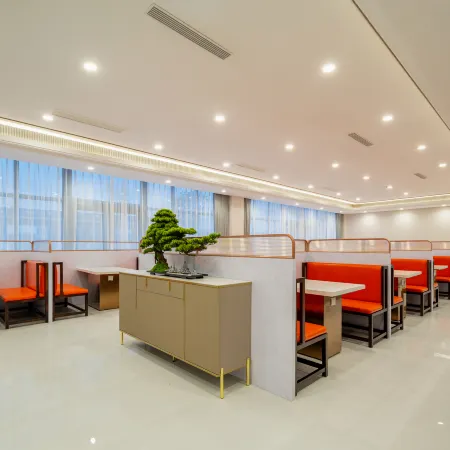 Rongcheng Rezen Manhu Hotel (Rongcheng Station)