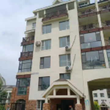 Summer Homestay (Changbai Mountain Edelweiss Deer Taming Garden Branch)