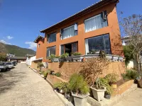 沙溪月牙潭·Villa觀景院子民宿 石寶山附近的飯店