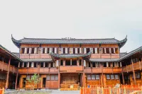 Mengli River Bend Homestay