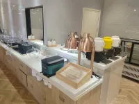 Yunduo Junyue Hotel (Huaiyuan Sightseeing Night Market)