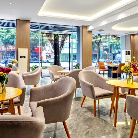 Lufeng Meiju Hotel (Yangchun Donghu Park Branch)