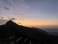 Longyin Cangshanxiao Hotel (Jiuhuang Mountain Rear Scenic Area) - Bergblick