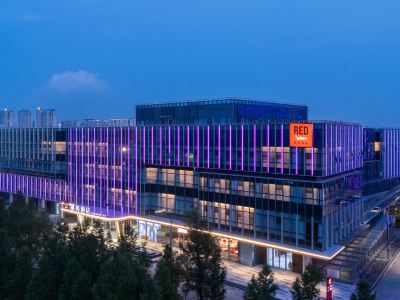 Radisson RED Hotel Jingjiang Financial Business District