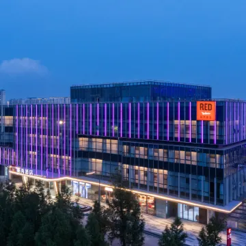 โรงแรมแรดิสัน เรด เขตธุรกิจการเงิน จิ่งเจียง โรงแรมใกล้สวนสาธารณะประชาชนจิงเจียง