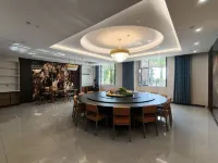 FENG HAO HOLIDAY HOTEL Hotels in Urumqi County