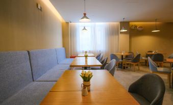 Homeinn · neo (Yangzhou Yizheng Zhenzhou West Road)