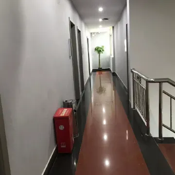 Fenyi Yunlai Inn