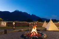 Rishine · Golden Sunrise Vista | Pasture View &Private Oxygen-Enriched Hot Spring Villa Hotels in Yulong Naxi Autonomous County