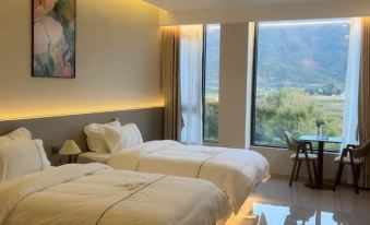 Zhaoqing Boruijin Grand Hotel