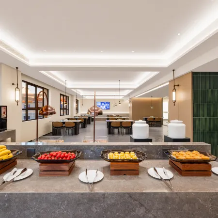 Mai Tian Xuan Gong Hotel