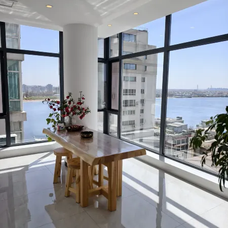 Chuhe Homestay (Yalu River Broken Bridge Branch)