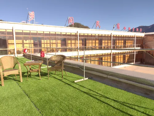 Qilian Country Guest House (Zhuoer Mountain Resort)