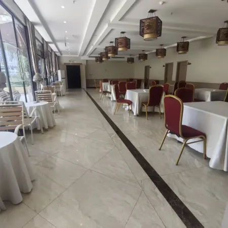 Afu'er Light Luxury Hotel (Kaili Plaza)