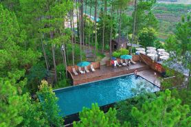Xinfeng Songjing Hot Spring Resort