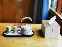 Xiaonuan Homestay - vue sur la montagne