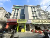 Runxin E-sports Boutique Stay (Huizhou Shuidong Street) - 주차장
