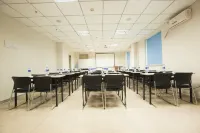 Yilai Hotel (Benxi Long-Distance Bus Station)