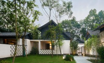 Found Retreat Jiande Hangzhou