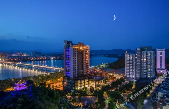 於都楓葉花園酒店