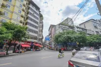 7Days Inn Chain Hotel (Bazhong Nanchinan Road Phoenix City) - 2 stjerner