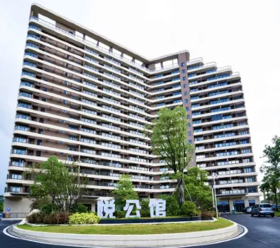 Monsoon Hotel Apartment (Enping Quanlin Golden Town)