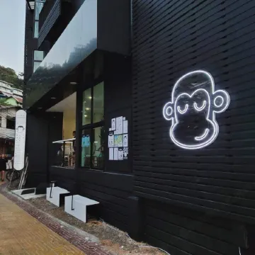 Blu Monkey Phi Phi Island
