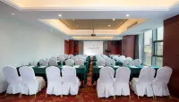 Country Inn & Suites by Radisson (Nanchang Mengshidai Qingshanhu Avenue) Hotels in Nanchang