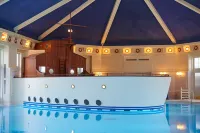 Disney Newport Bay Club Hotels in Coupvray