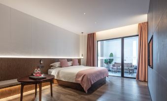 Pushe Garden Art Hotel