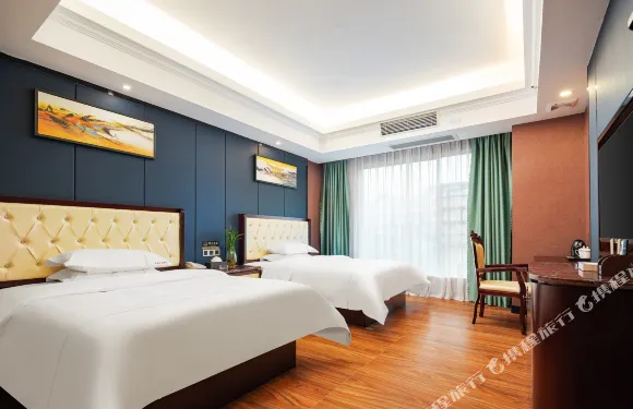 岑溪華盈萬潤酒店